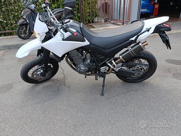 YAMAHA XT660X