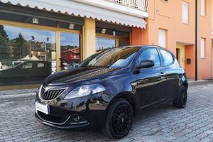 LANCIA Ypsilon 1.2 69 CV 5 porte GPL Gold