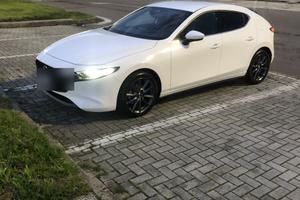 Mazda3 2.5 e-Skyactiv-G -pari al nuovo