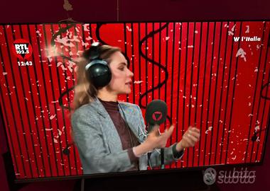 Tv Smart- tek 50 pollici”