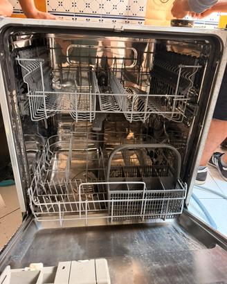 Lavastoviglie Electrolux da incasso 60 cm