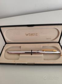 Penna a sfera  Words Ohto