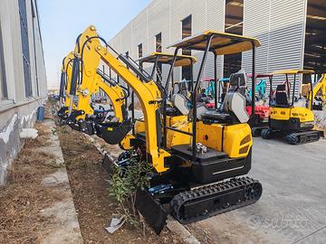 Mini escavatore 15q NUOVO - DIESEL - 3 CILINDRI