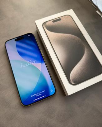 IPhone 15 Pro 256GB - Titanio naturale