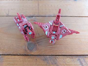 Bakugan Dark Hound e Spitarm 
