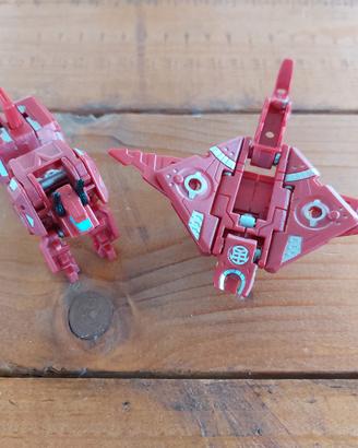 Bakugan Dark Hound e Spitarm 