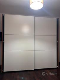 ARMADIO GRANDE DUE ANTE SCORREVOLI