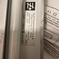 Luci neon sottopensili