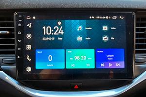 Autoradio Hardstone solo per Opel Astra K 