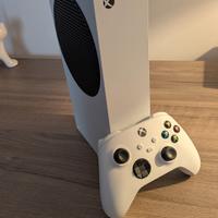 Xbox serie s + batteria ricaricabile originale