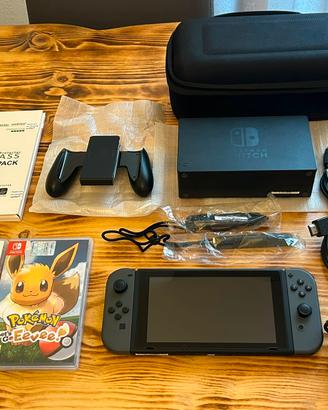 Nintendo switch con pokemon spada/Eevee