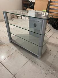 Mobile tv in vetro