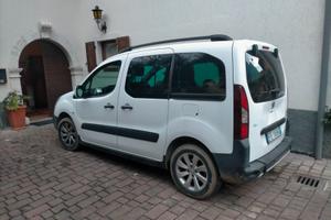 Peugeot Partner Tepee allestita disabili