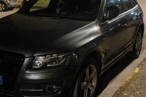 AUDI Q5 S-LINE QUATTRO 