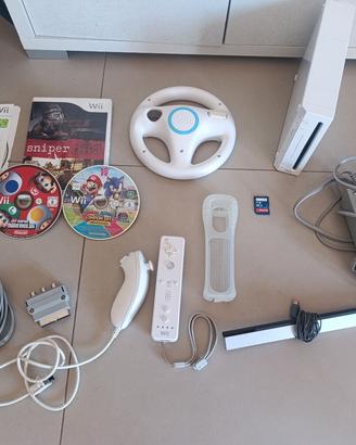Nintendo Wii con 4 giochi e volante