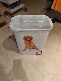Contenitore cibo cani 20Kg - 54 litri ruote