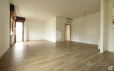 3 LOCALI A TRAVERSETOLO