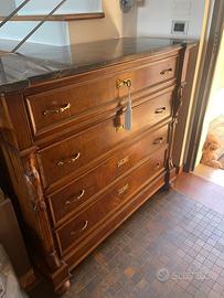 Mobile Antico (del1800)