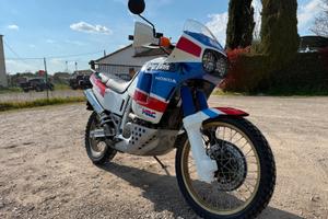Honda XRV 650 Africa Twin RD03