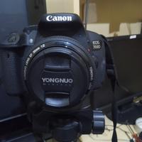 fotocamera Canon EOS 700D