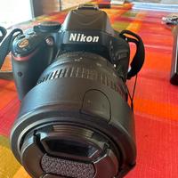Nikon D5100 con obiettivi Nikkor 18-55 e 55-300