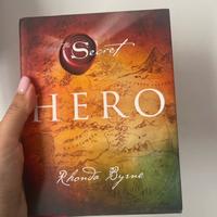 Libro “Hero”