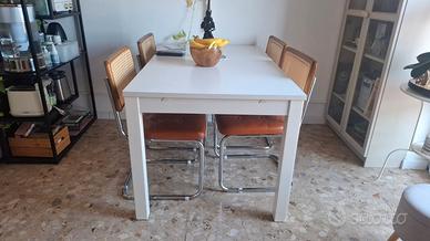 Tavolo IKEA Bjursta