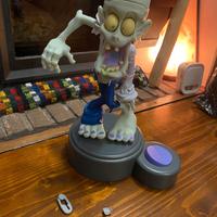 Zoe lo Zombie
