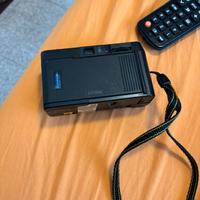 Macchina fotografica anni 80