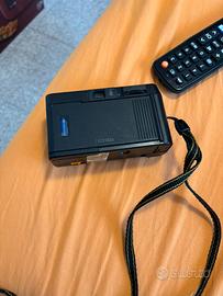 Macchina fotografica anni 80