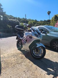 Triumph Sprint ST 1050