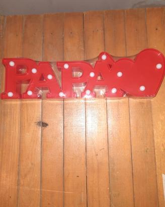 Lampada a led scritta "Papà"- "Mamma"