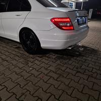 mercedes benz c180d w204