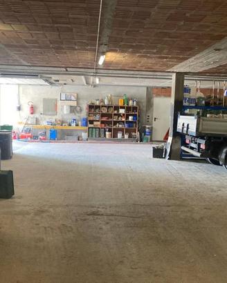 Immobile di 300 m² a Vertova