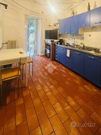 3 LOCALI A PERUGIA