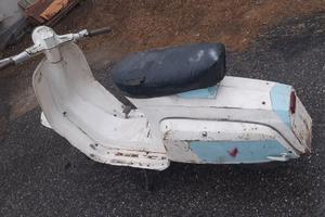 Lambretta j50 come vespa 50 made in italy