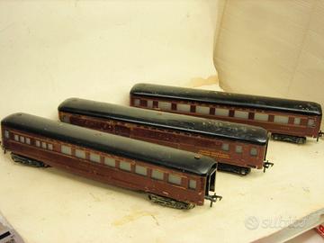 FLEISCHMANN  3  VAGONI PENNSYLVANIA