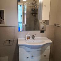 Mobile Bagno completo di specchio  colore Bianco