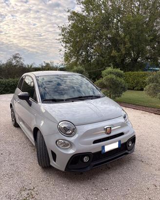 Abarth 595 1.4 T-Jet 145 CV – Grigio Campovolo