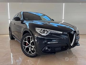 Alfa Romeo Stelvio 2.2 Turbodiesel 150 CV AT8 RWD 