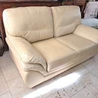 divano in vera pelle
