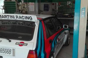 Lancia delta evoluzione 1