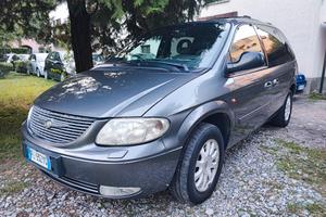 Chrysler Voyager 2.5 CRD 7 posti