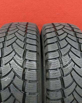 235 65 16C Gomme Vreedestein Invernali 235/65 R16C