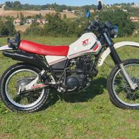 Yamaha XT 550