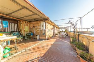 TRILOCALE ULTIMO PIANO CON AMPIO TERRAZZO!