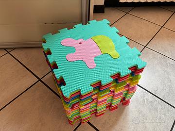 Piastrelle pavimento puzzle animali