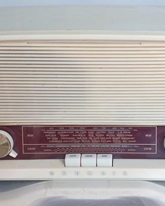 Radio Grundig Type 88.