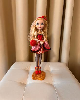 bambola Ever after high - Apple White