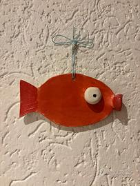 Pesce artigianale in ceramica